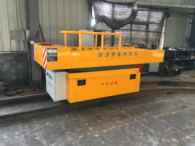 3T Rail, mis muudab liftiga elektrilise tasase veoautoga