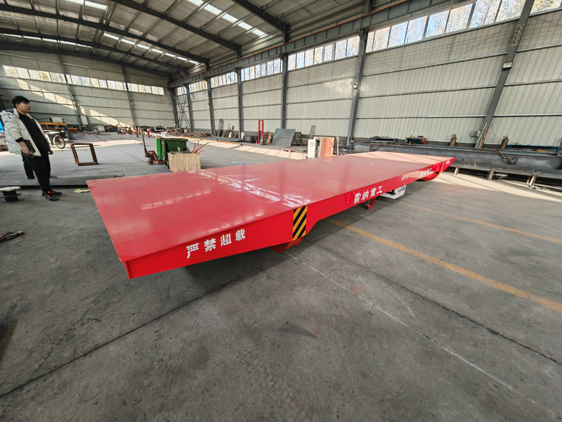 20 tonni kohandatud madala pinge juhitav terasest raudteetranspordi veoauto