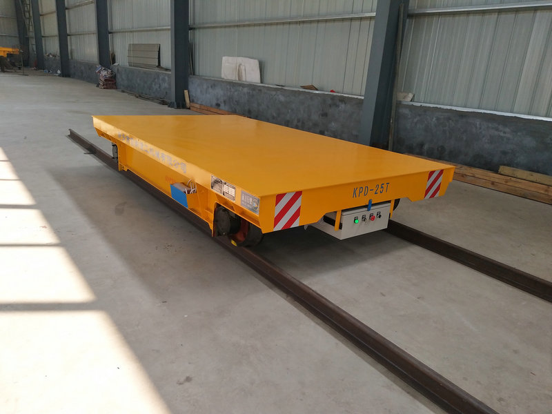 Madala pinge raudtee ülekandevahend