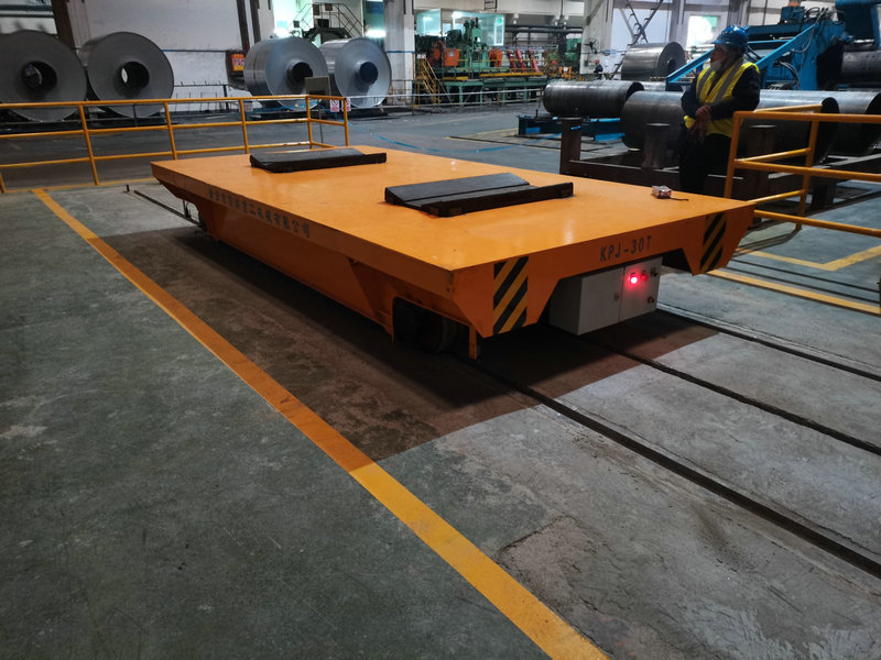 Motoriseeritud kaabli reel transpordikoor